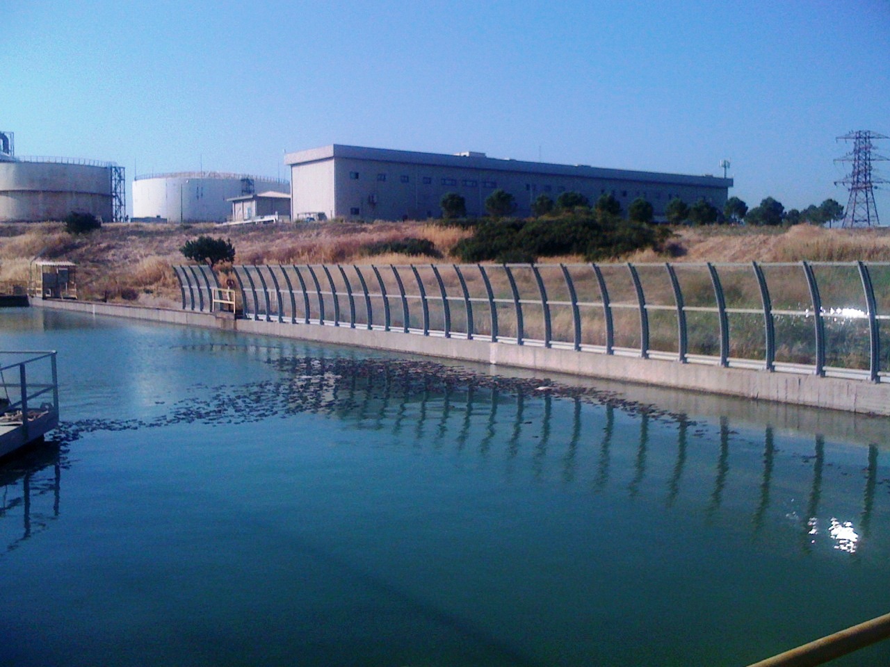 İzmir Tüpraş Rafinerisi Hamsu Havuzları